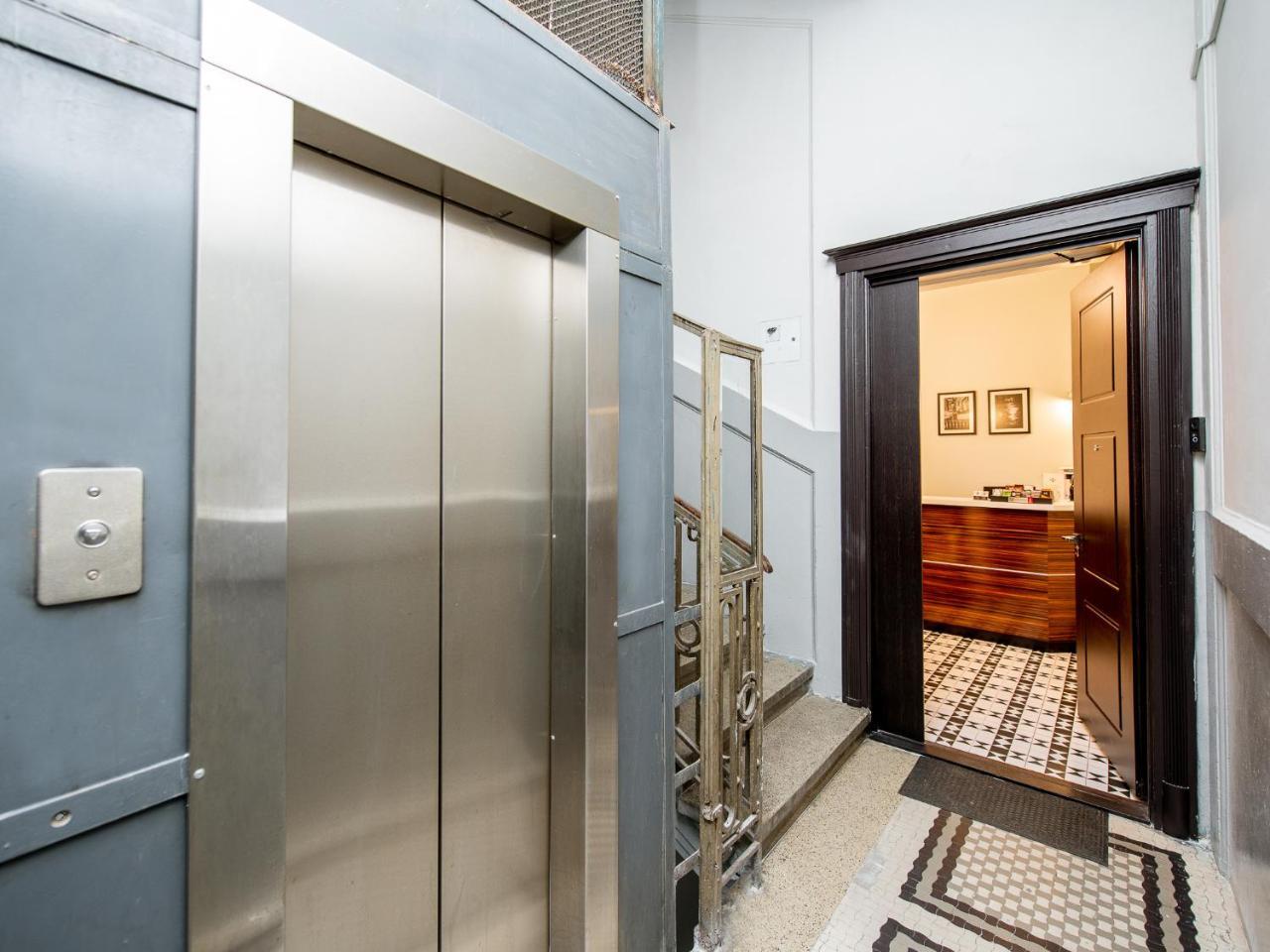 Art Deco Central Rooms Lviv Interior photo