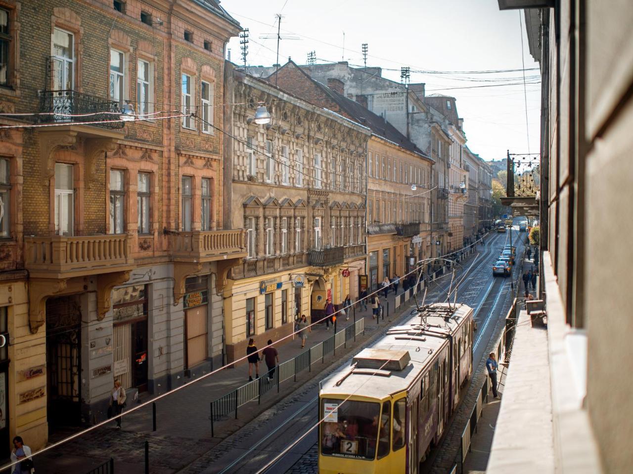 Art Deco Central Rooms Lviv Exterior photo